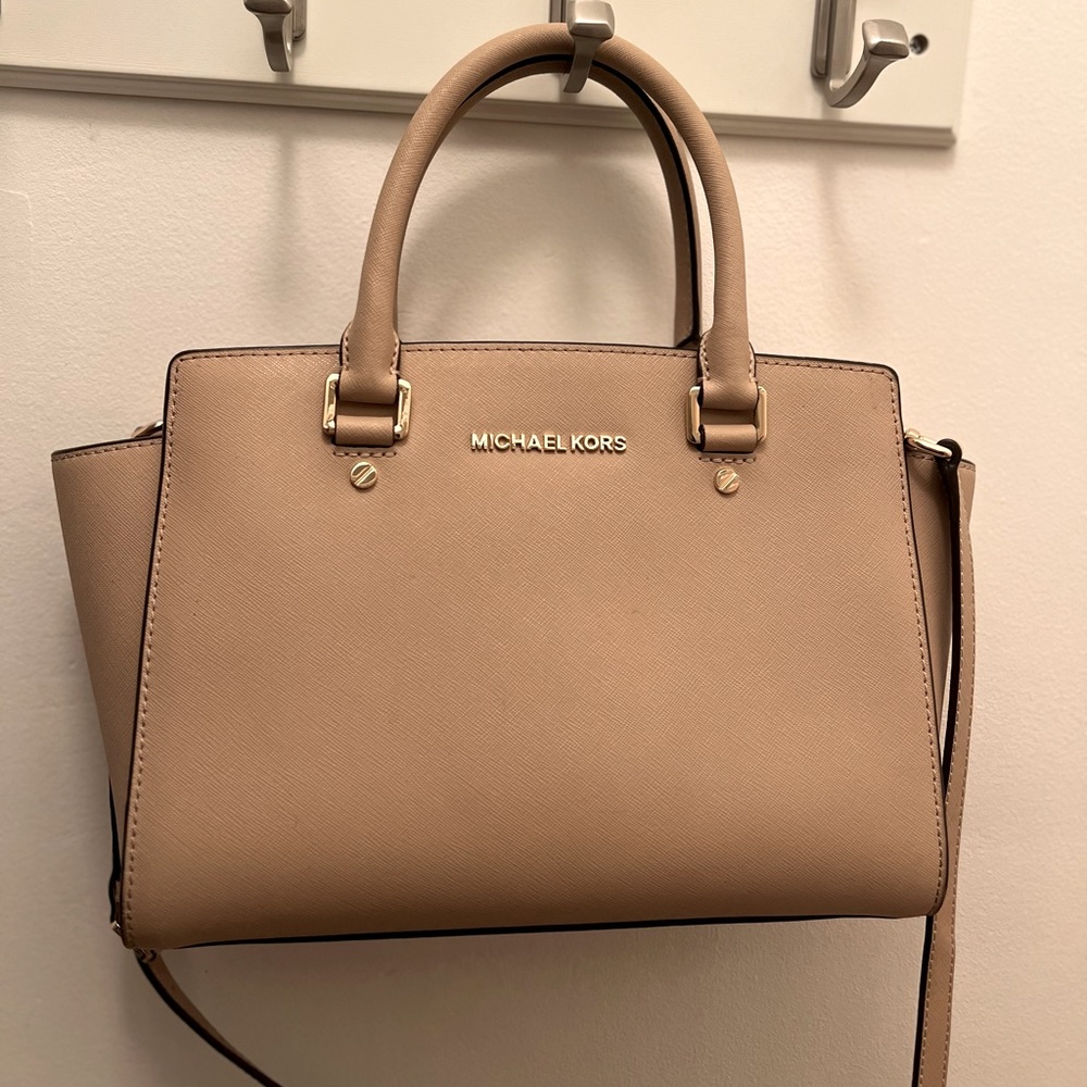 Michael Kors bag